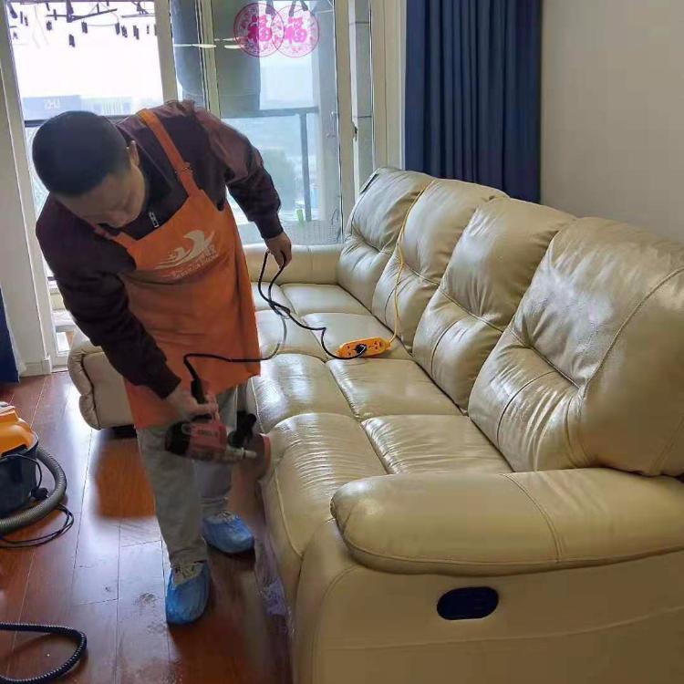 皮沙发清洗养护高温杀菌消毒